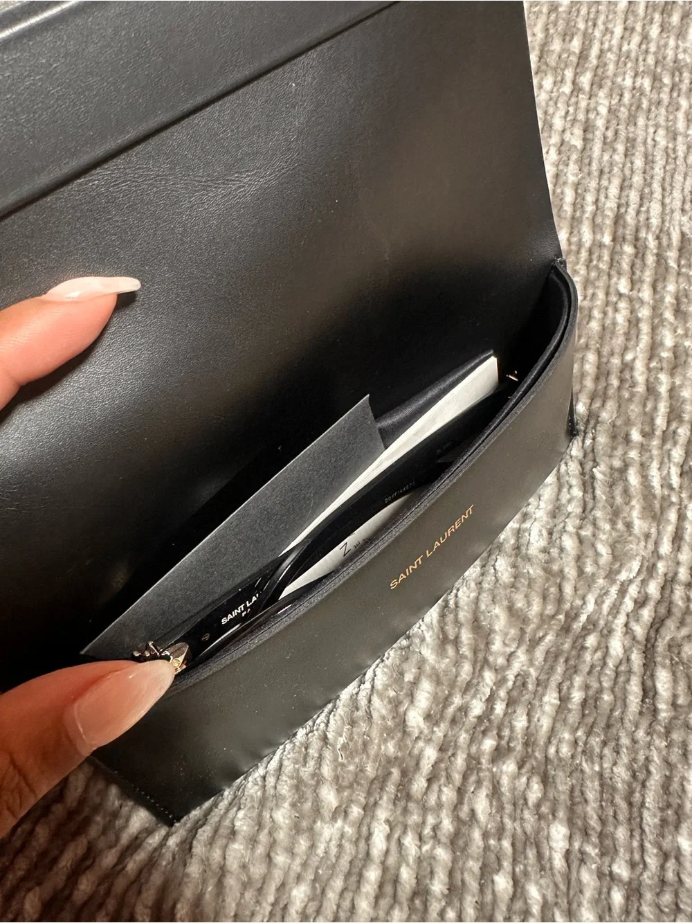 Yves Saint Laurent Black Cat-Eye 🕶️